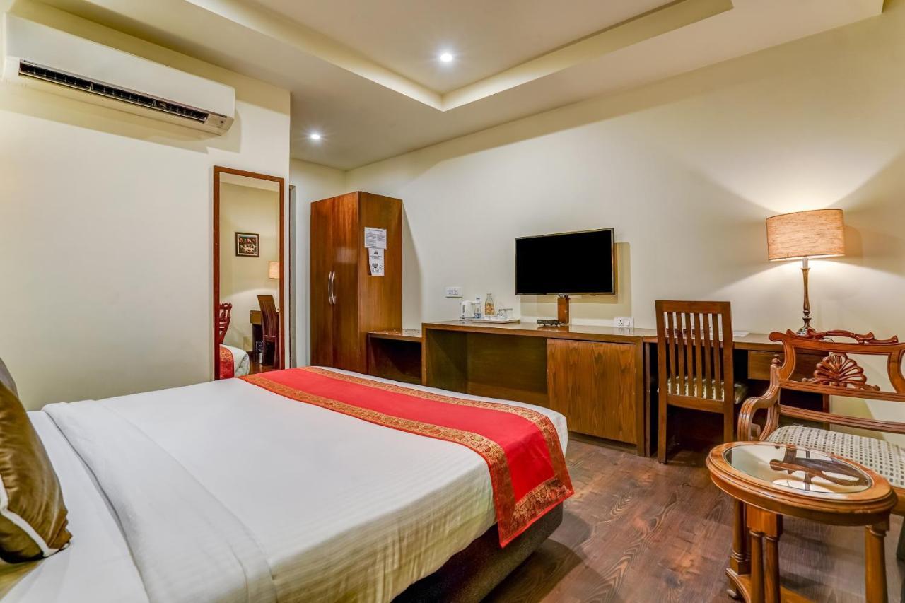 Townhouse 552Hotel Royal Court Dźalandhar Zewnętrze zdjęcie