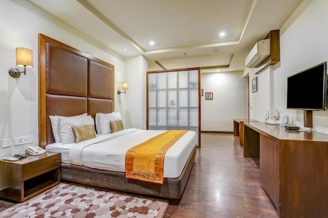 Townhouse 552Hotel Royal Court Dźalandhar Zewnętrze zdjęcie