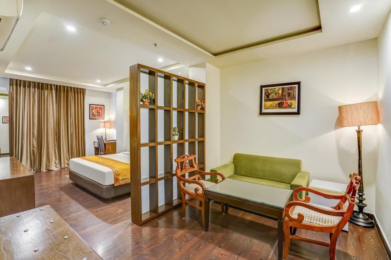 Townhouse 552Hotel Royal Court Dźalandhar Zewnętrze zdjęcie