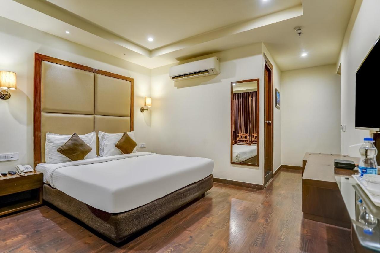 Townhouse 552Hotel Royal Court Dźalandhar Zewnętrze zdjęcie